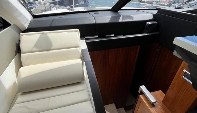 noname yacht for sale 33