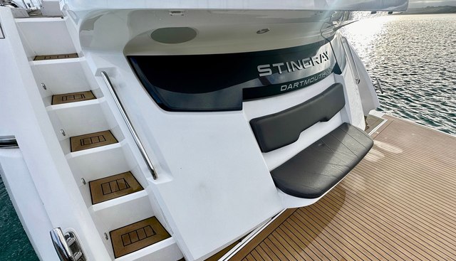 STINGRAY yacht for sale 15