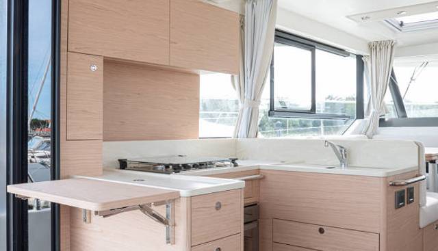 noname yacht for sale 10