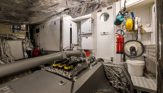 NAAV yacht for sale 43