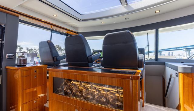 Hermosa yacht for sale 18