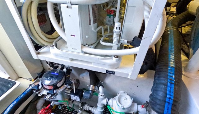 FARMERS DAUGHTER yacht for sale 28