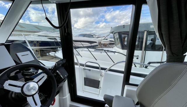 noname yacht for sale 32