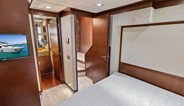 Knot Woke yacht for sale 44