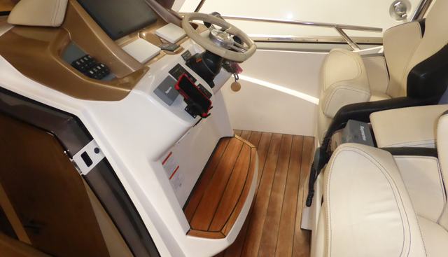 Hédoné IV yacht for sale 14