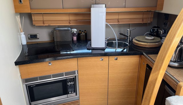 noname yacht for sale 30