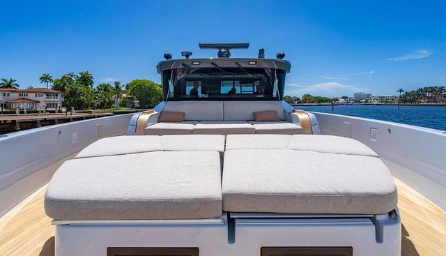 Snack Money yacht for sale 32