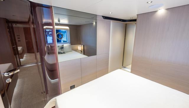 CAPTAIN MORGAN II yacht for sale 68