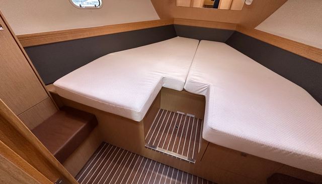 Moonlight Lady yacht for sale 12