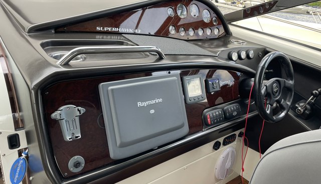 CGI yacht for sale 17