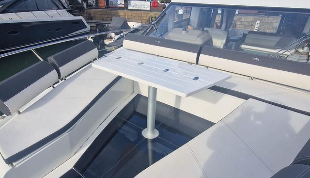 ALOUISE yacht for sale 18