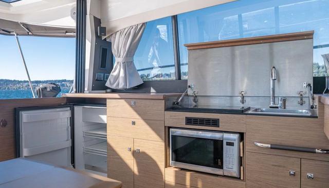 Bee's Knees yacht for sale 20