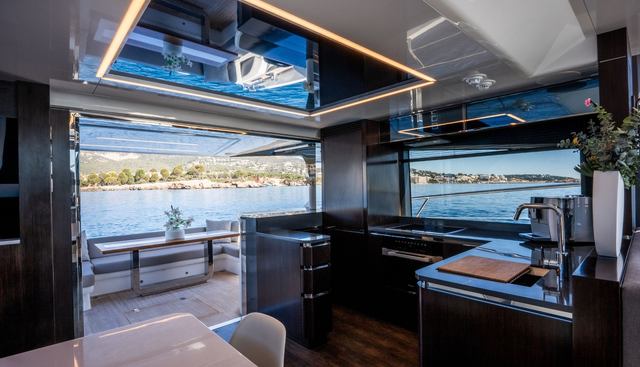 BQ2 yacht for sale 25