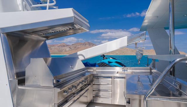 Huracan yacht for sale 82