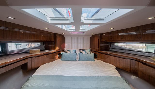 ALLOUISE yacht for sale 29