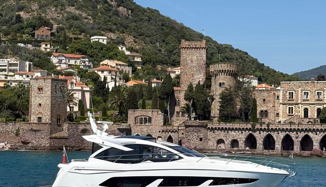 MAD 8 yacht for sale 2