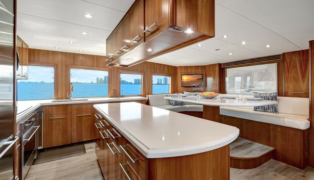 DANIELLE yacht for sale 14