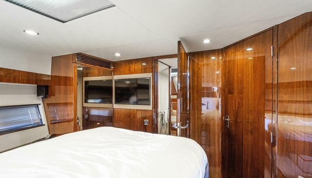 FOREVER RECESS yacht for sale 43