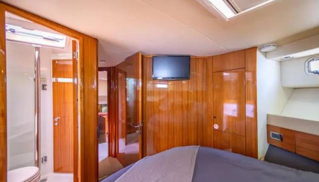 Escape yacht for sale 19