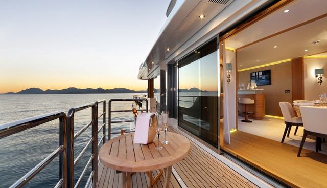 SOLIS yacht for sale 12