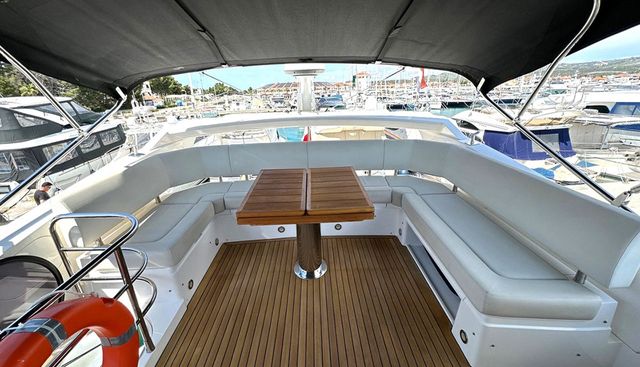 M52 yacht for sale 12