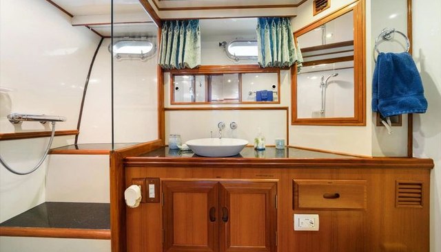 The Cotton Picker yacht for sale 45