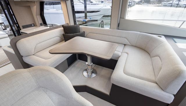 GN480FLY yacht for sale 2