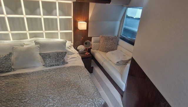 ALOUISE yacht for sale 38