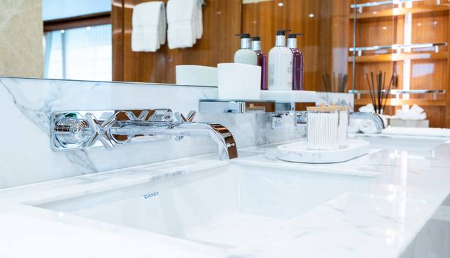 ALADDIN yacht for sale 32