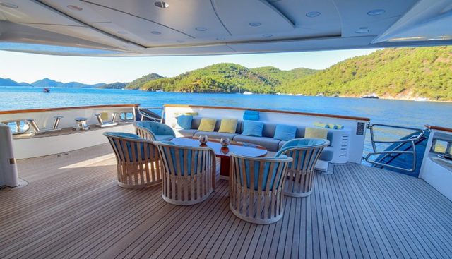 Holiday yacht for sale 3