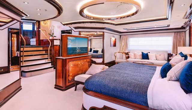 IDYLLIC yacht for sale 19