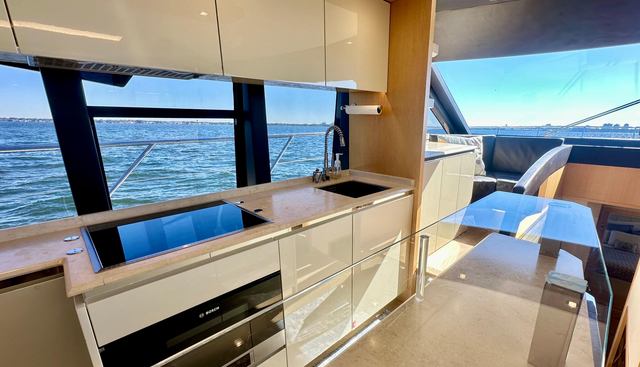 noname yacht for sale 33