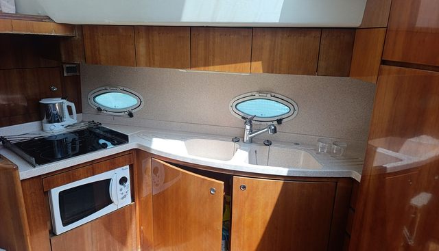Layda Dos yacht for sale 18