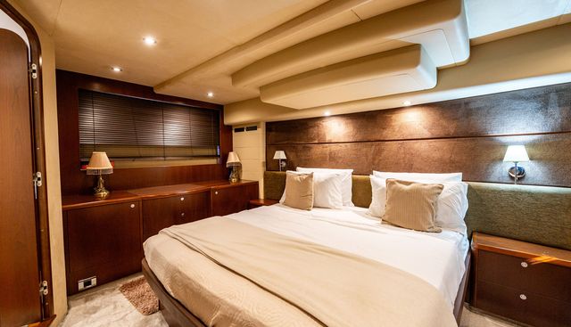 STELLAR II yacht for sale 33