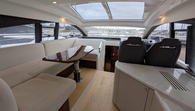 Tender Garage & Hi/Lo Swimplatform yacht for sale 33