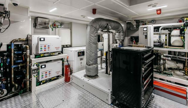 PAPILLON yacht for sale 17