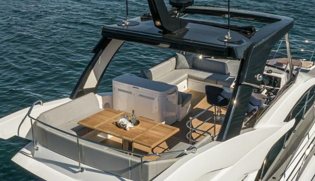 MANHATTAN 55 yacht for sale 20