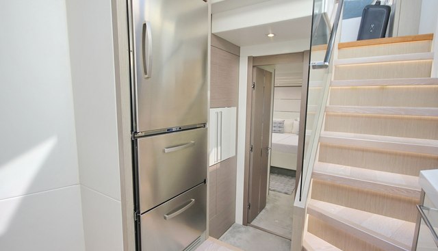 ETIKA yacht for sale 27