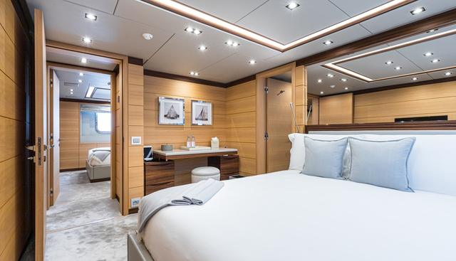 BOMBAY yacht for sale 22