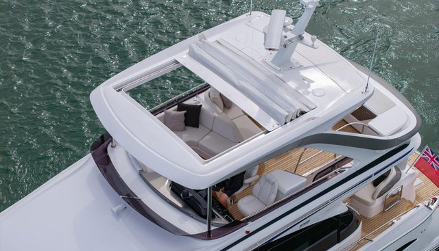 F58015 yacht for sale 7