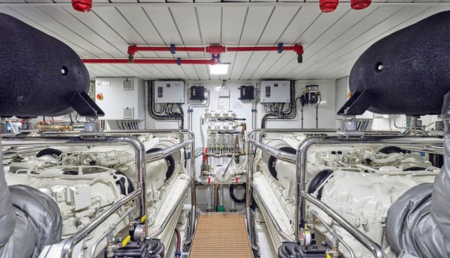 ALBA yacht for sale 32