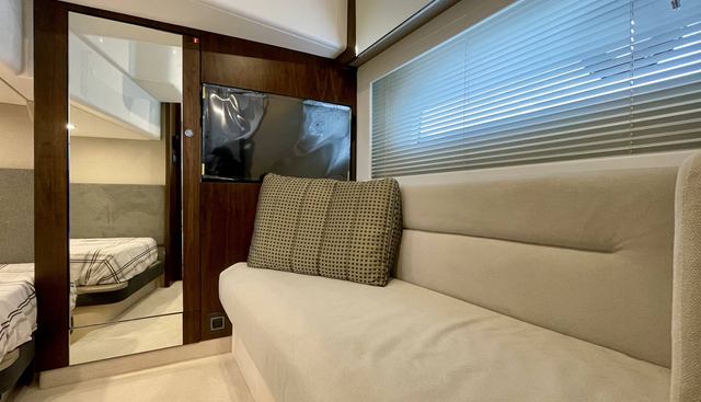 noname yacht for sale 33
