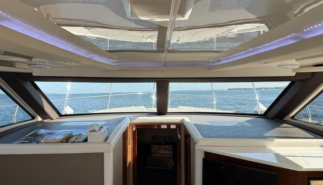 MJM Grand yacht for sale 72