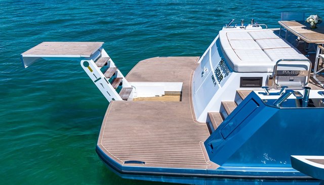 HAPPY HOUR yacht for sale 4