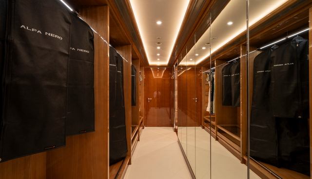 ALFA NERO yacht for sale 13