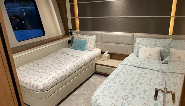 PRINCESS 30M yacht for sale 28