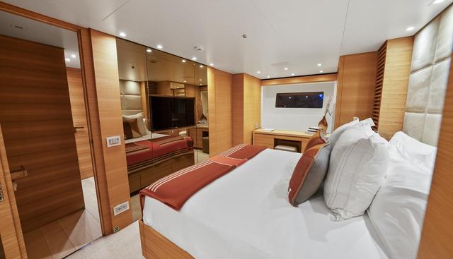 Fontana yacht for sale 92