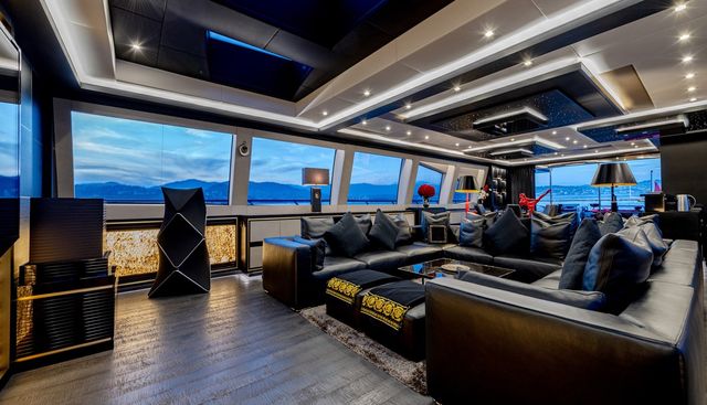 Black Legend yacht for sale 20