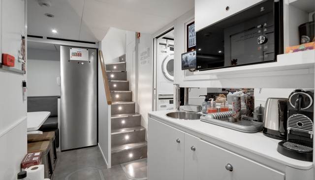 L.A.U.L yacht for sale 23