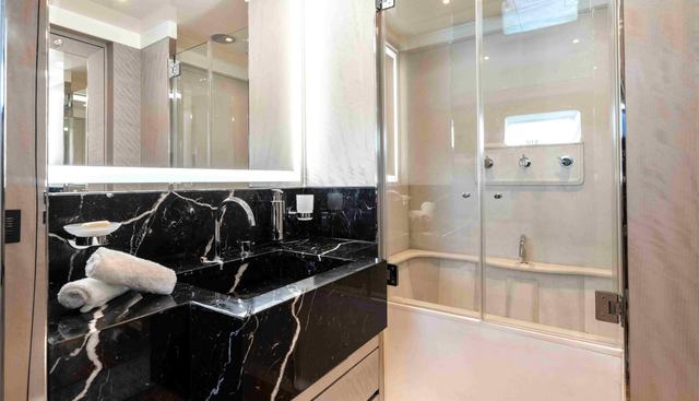 AQUILA yacht for sale 20